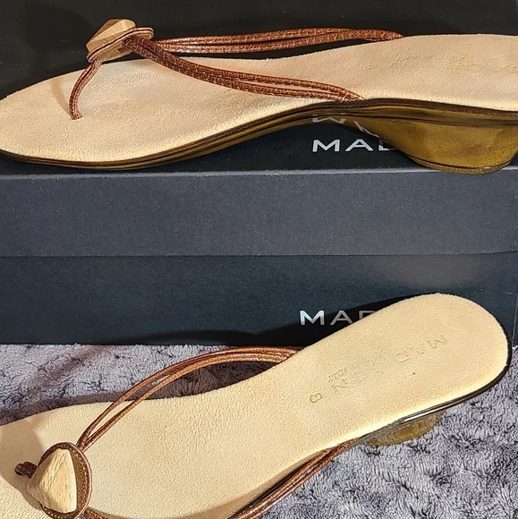 Madison Addison-l tobacco size 8 sandal - Picture 9 of 10